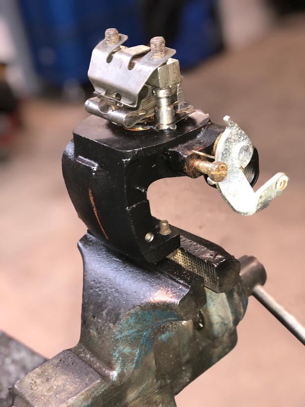 Rover P6 rear brakes : overhaul