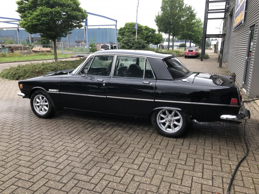 Rover P6 3500S NADA, puntjes op de i...