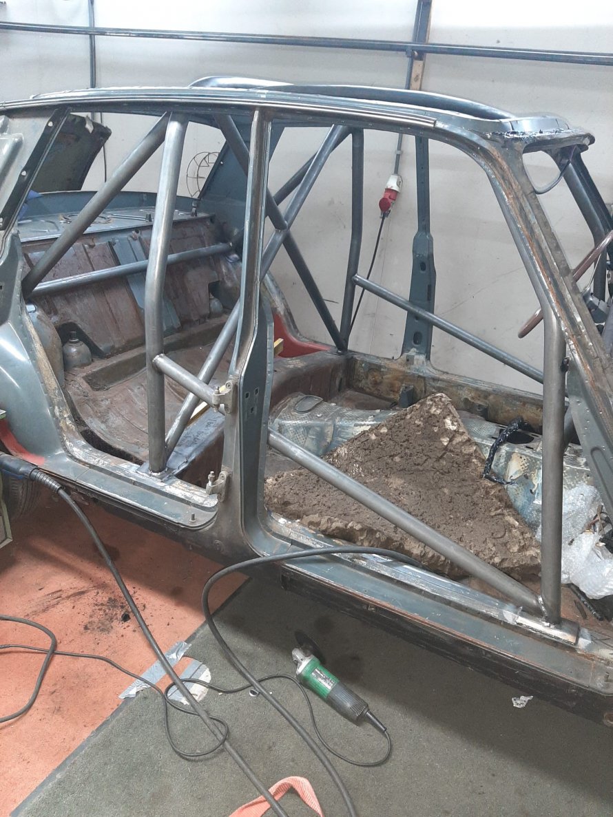 P6 2000TC Rolkooi krijgt vorm ......!