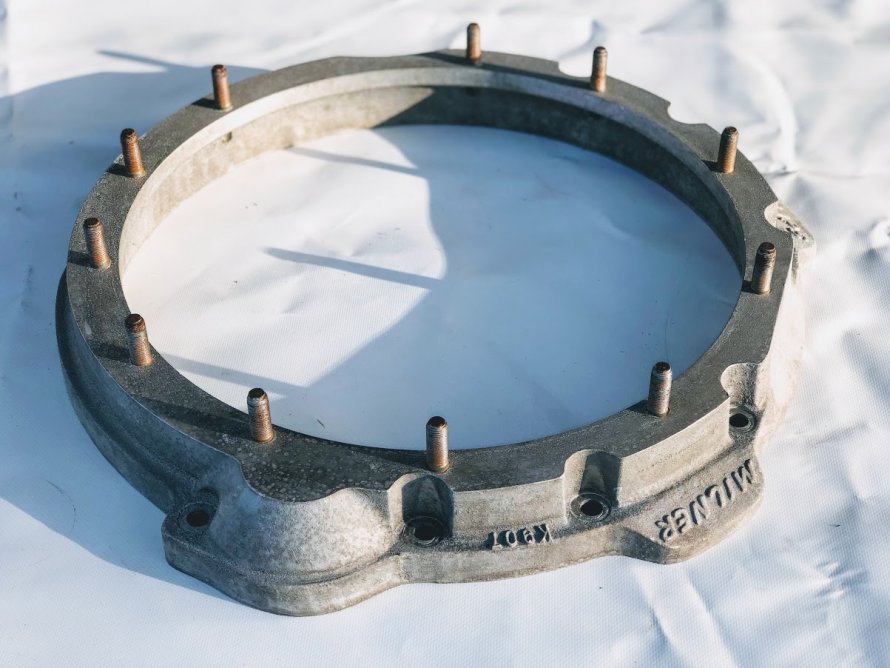 ADAPTOR:V8 Land Rover engine (1987-1995) to a Series II/IIA/III gearbox