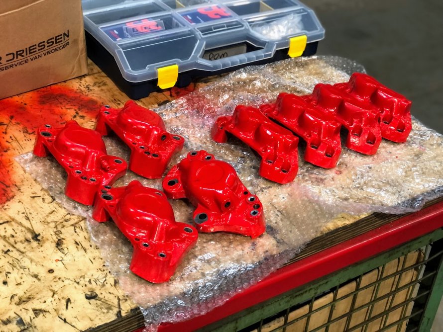 Rover P6 front brakes (3 pots)......