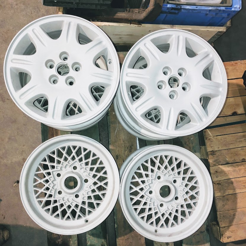 Soon available (Vitesse & 15" Rover wheels)