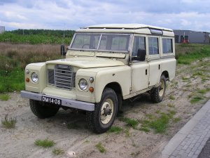 INTRO Landrover 109