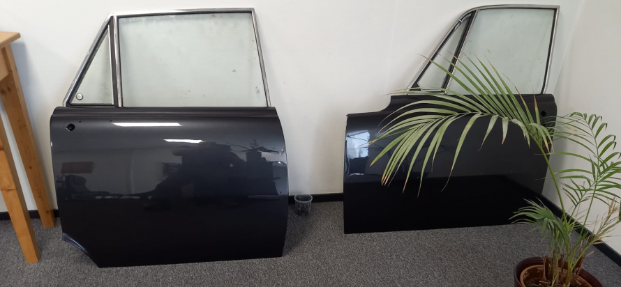 Rover P6 2200TC "deuren gereed"