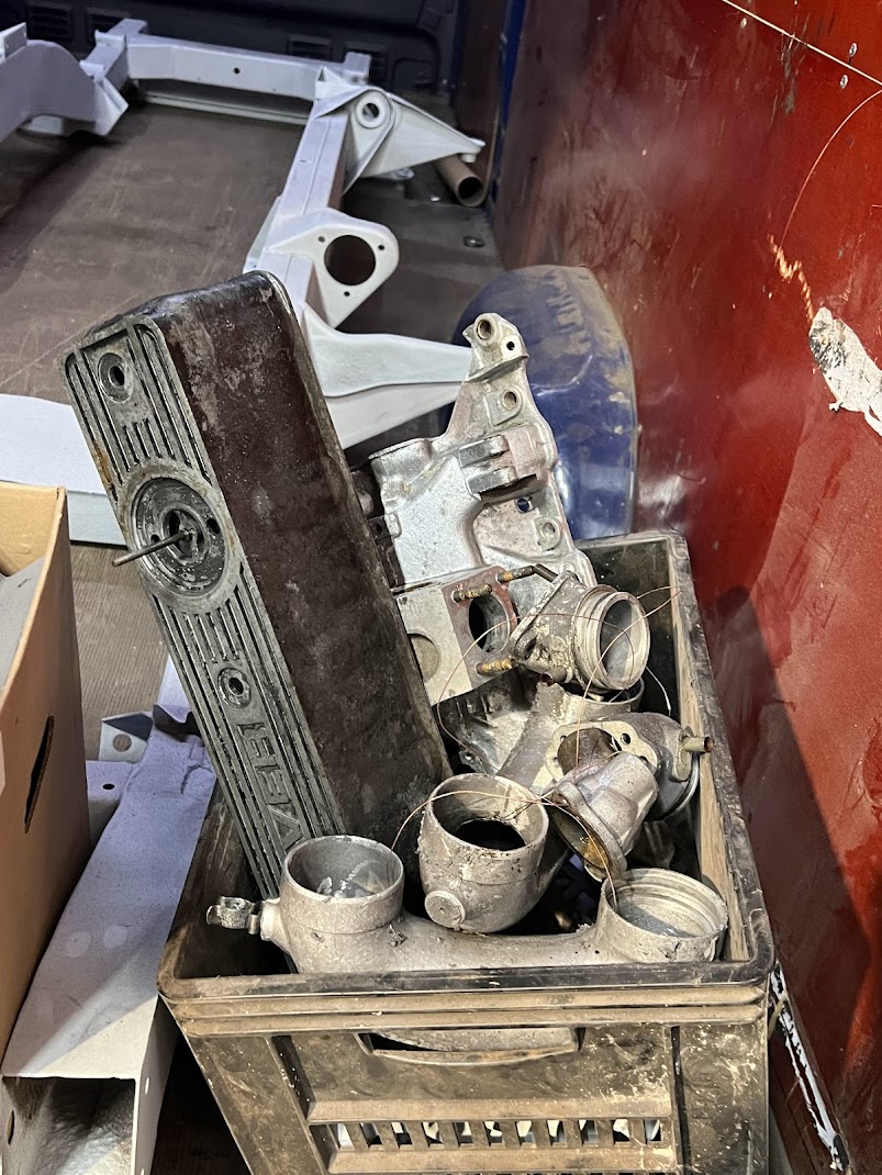 Divers straal- en coatwerk : Rover 2000/2200 / V8 delen