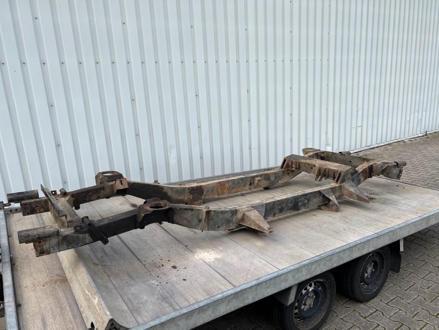 Range Rover DAKAR 4x4 chassis voor .....