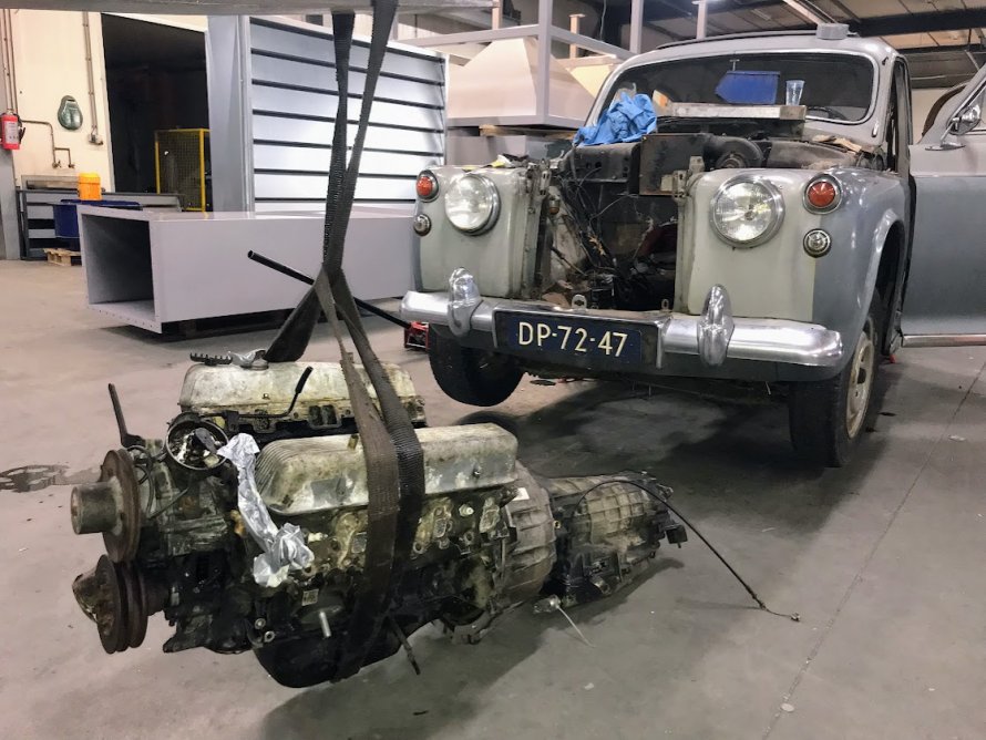 uit de oude doos ; Rover V8 inbouwen in P4