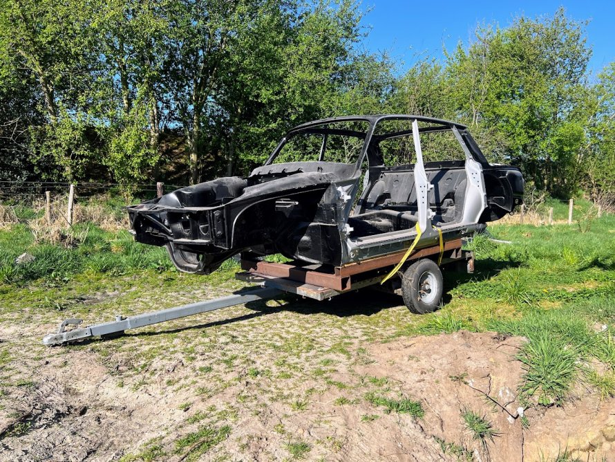 Techno Classica deel 5 : De "body" opgehaald voor montage !