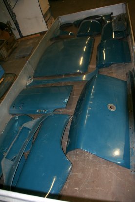 15-07-2010 "het plaatwerk gaat naar de spuiter" 