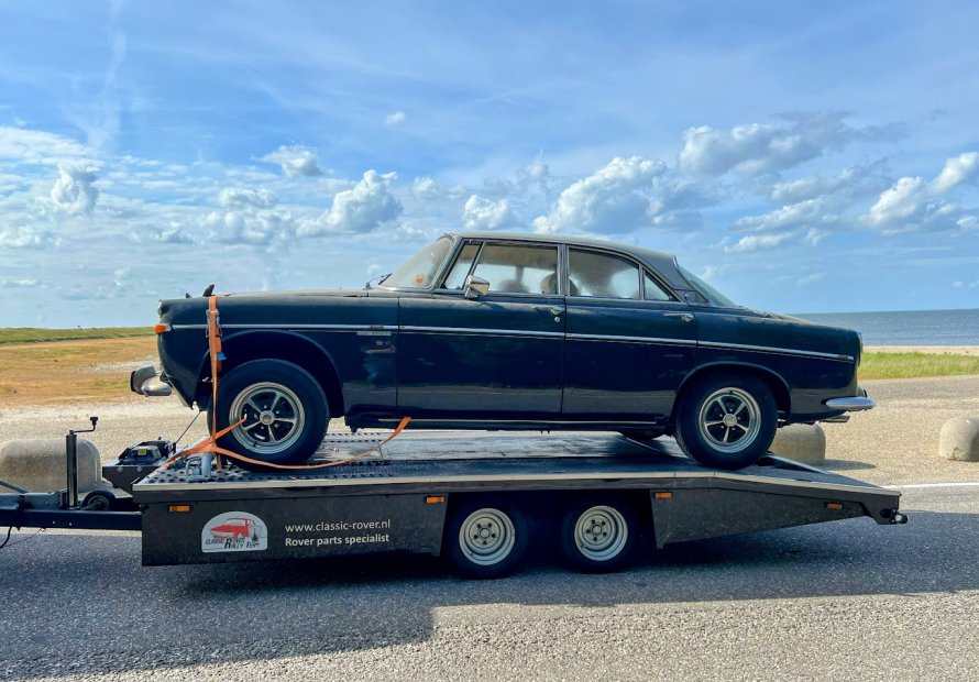 Deze P5B komt binnen met een &ldquo;opgeblazen&rdquo; V8&hellip;&hellip;