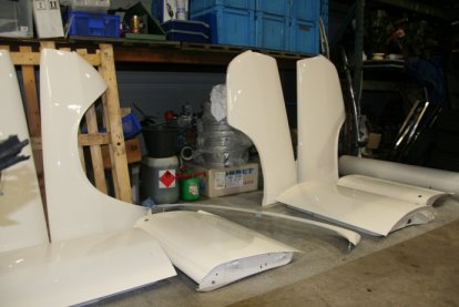 23-08-2010 "Het plaatwerk is gespoten" 