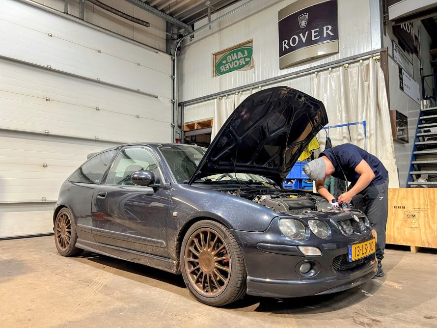 MG ZR-160 "klein bommetje" nieuw binnen !