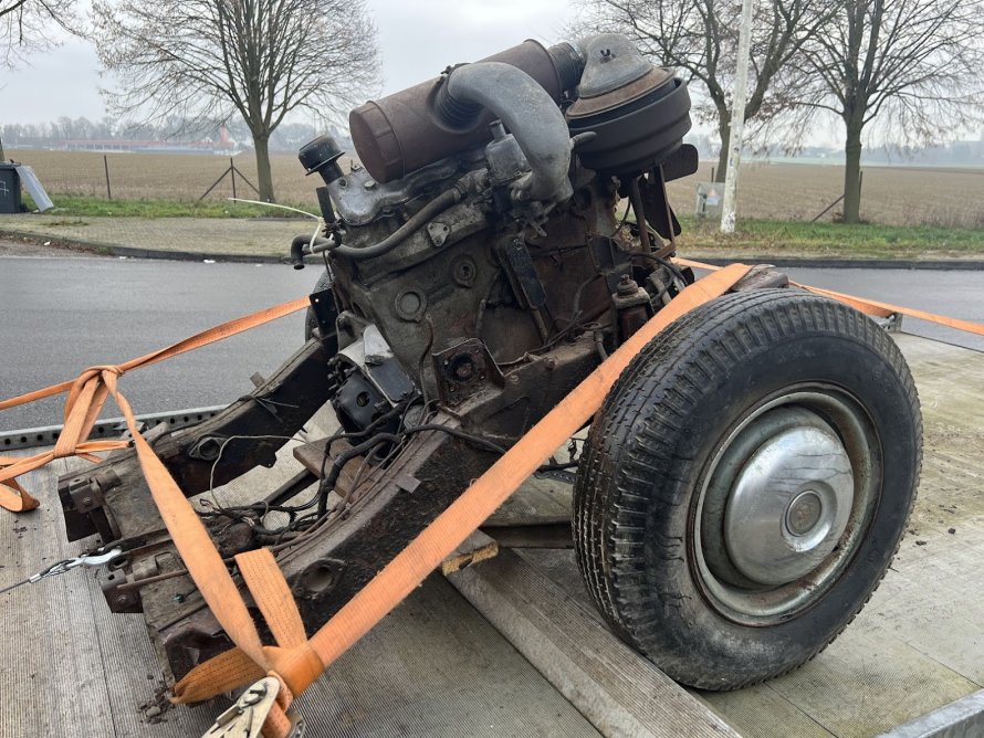 Rover P4 100 motor binnen (staat onbekend!)