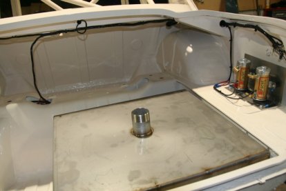 De 2 brandstofpompen en nieuwe tank...