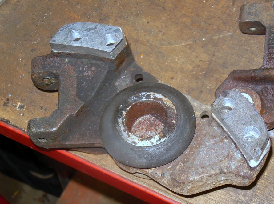 29-04-2014 "opvullen remklauwen (Jaguar) ivm geventileerde schijven"