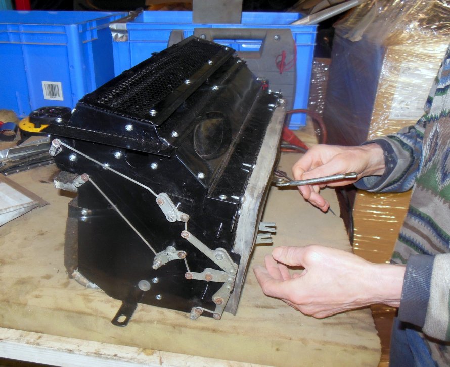 8-5-2014 "de kachel/ventilator is klaar & getest"