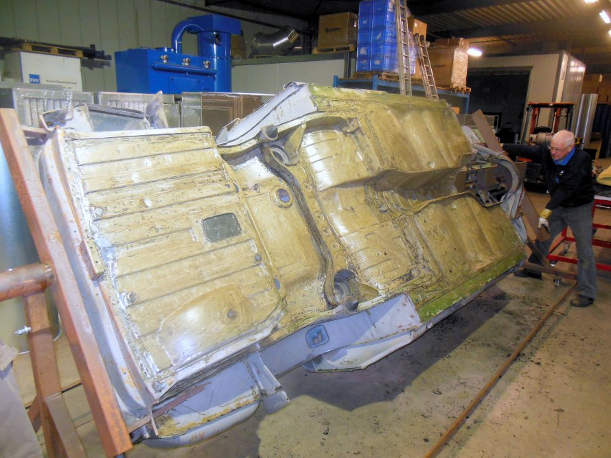 15-5-2014 "ook de bodem is kaal......we kunnen verder!"