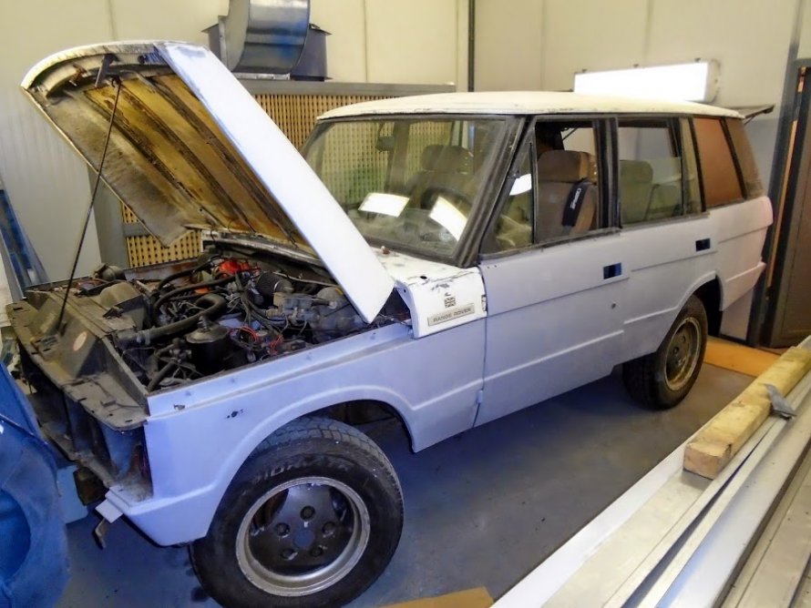 17-02-2015 "Range Rover Classic van Gert in de primer"