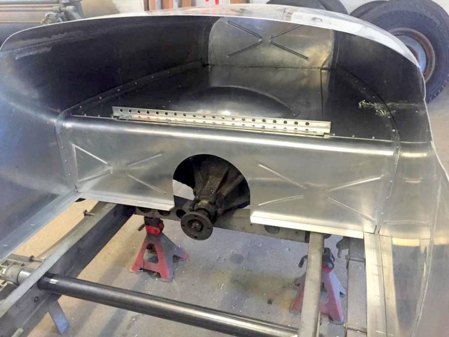 2-9-2015 "een mooie en zeer ruime bagageruimte"