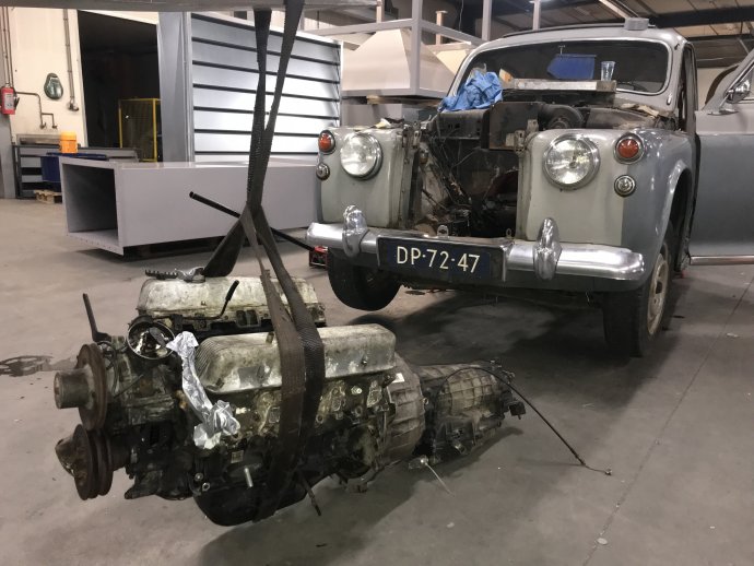 P4 project : inbouw Rover V8 met 4 traps ZF automaat