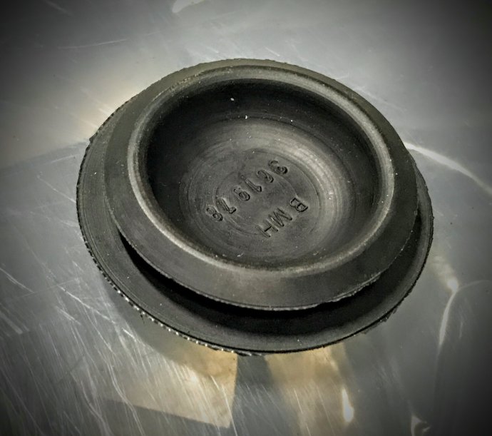 Weer nieuwe Rover P6 rubbers op voorraad!!