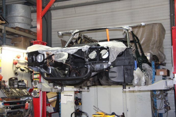 Rover P6 3500 voorwielophanging revisie