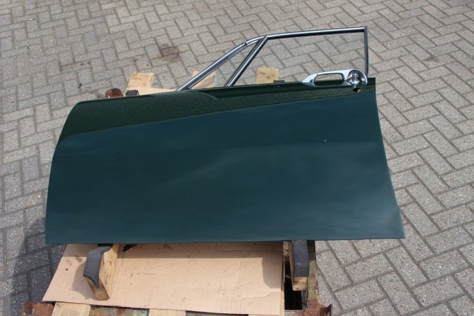 Rover P6 3500 : afbouw 1e deuren gereed