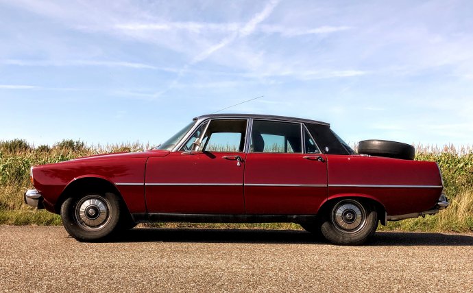 Rover P6 2000TC; kop revisie, dakvinyl vervangen enzzz