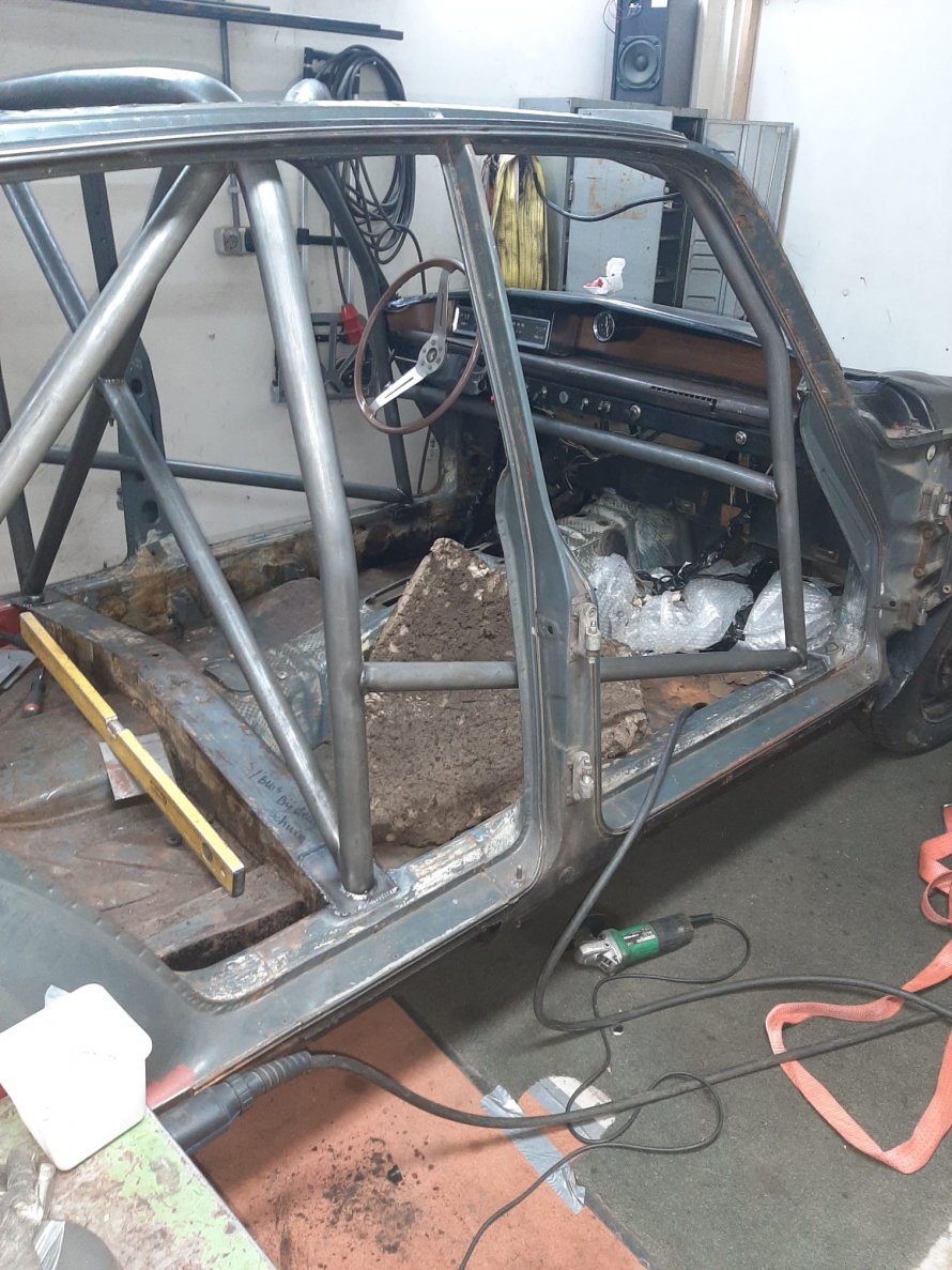 P6 2000TC Rolkooi krijgt vorm ......!