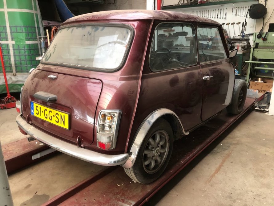 Mini in opbouw, laswerk..........