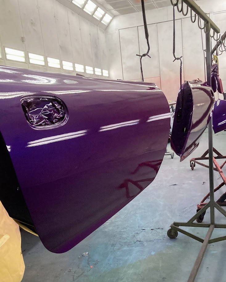 MG F Amaranth in de kleur