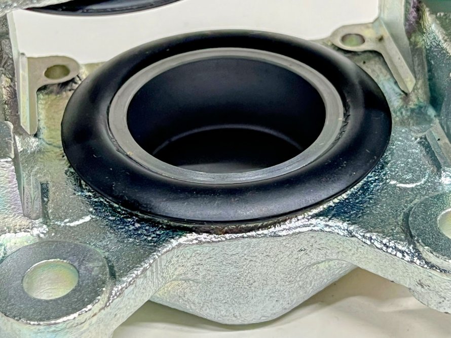 Rover P6(B) 3-pots REFURBISHED REMKLAUW weer op voorraad