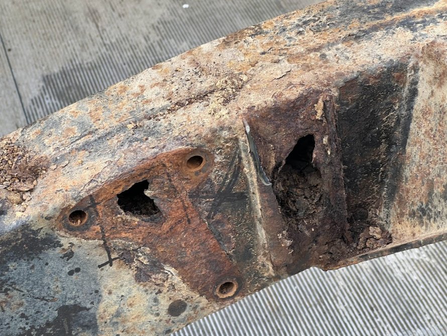 DAKAR 4x4 demontage gereed ! (1.11.2023); nu straalwerk