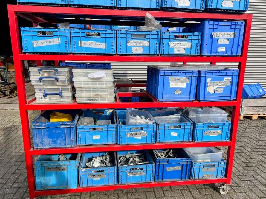 Divers verzinkt Rover spul op voorraad