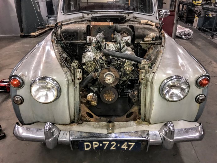 P4 project : inbouw Rover V8 met 4 traps ZF automaat