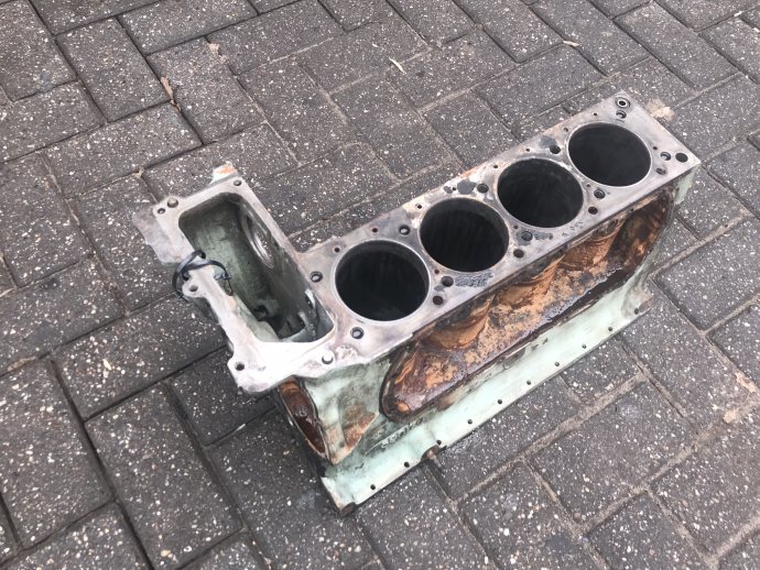 P6 4 cilinder revisie : demontage & reinigen