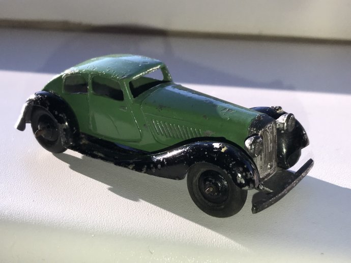 NEW ARRIVALS : Dinky Toys - 1:43 - Rover Streamlined Coup&eacute; - No. 36 B