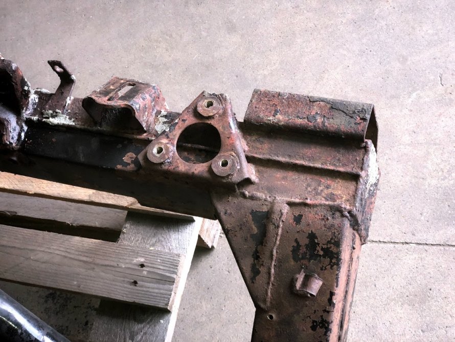 Rover P5B revisie subframe compleet