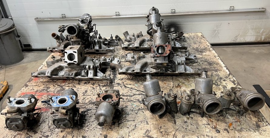 Rover BOXER inlaatspruitstuk & carbs