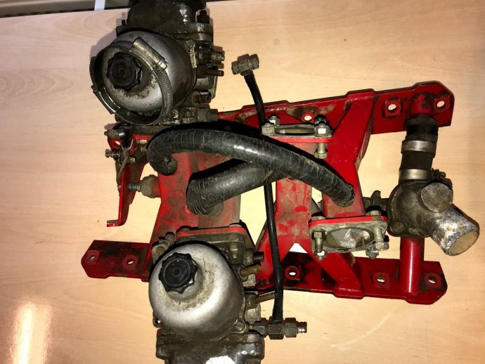 Mooi BOXER / Rover V8 inlaat manifold 4xSU