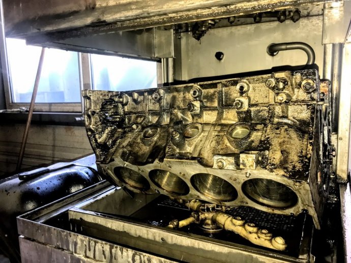 Complete V8 revisie RR P38 Autobiography