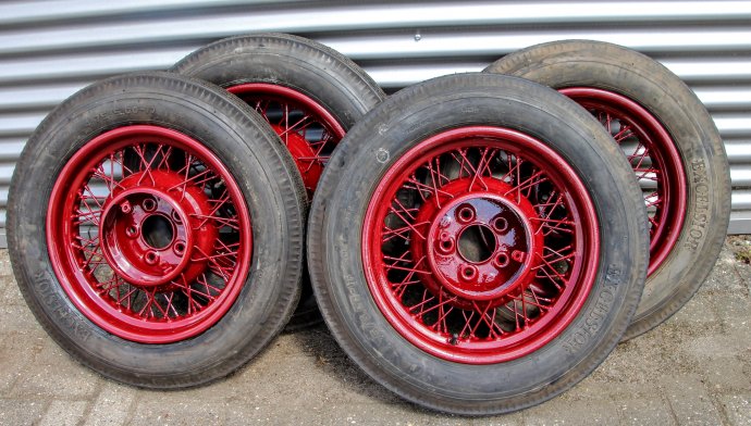 Rover 14 Special spaakwielen